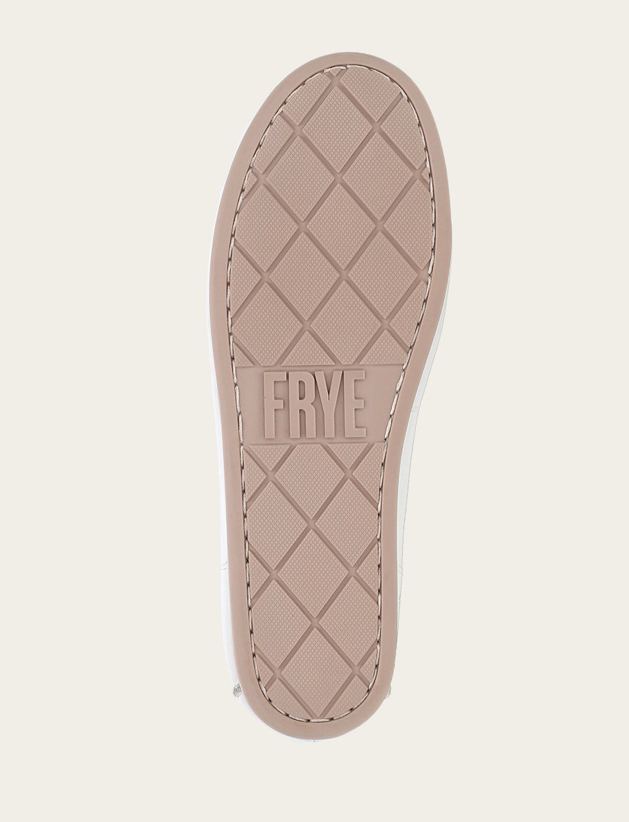 Frye Essential | Women's White Naya Stud Moc Loafers