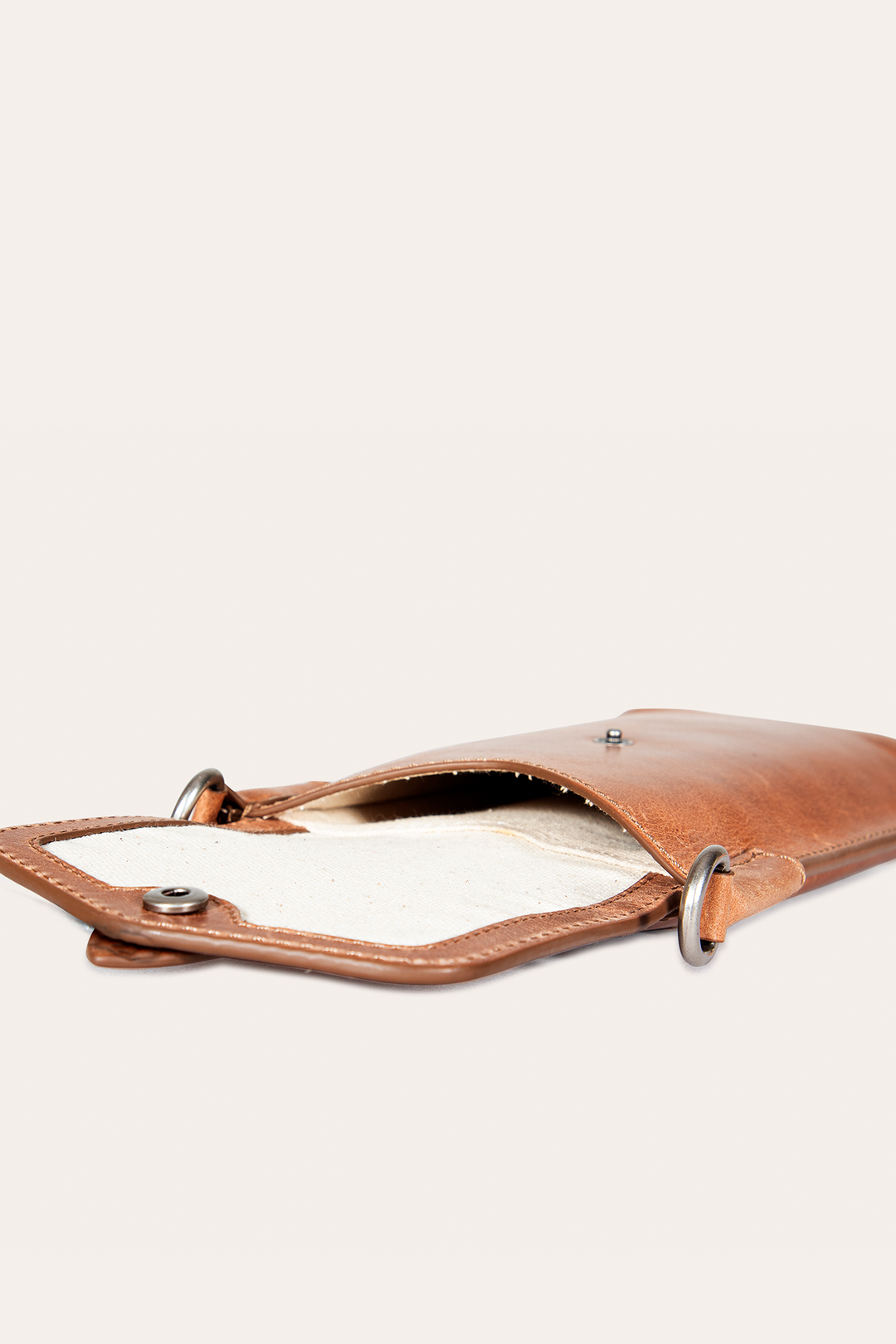 Frye Deals | Melissa Beige Phone Pouch