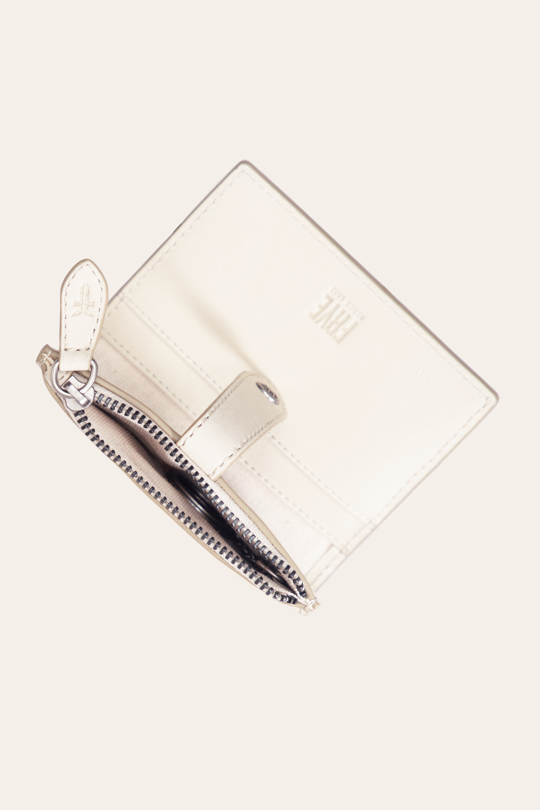 Frye Great Value | Women's Melissa Coin Purse in Oat