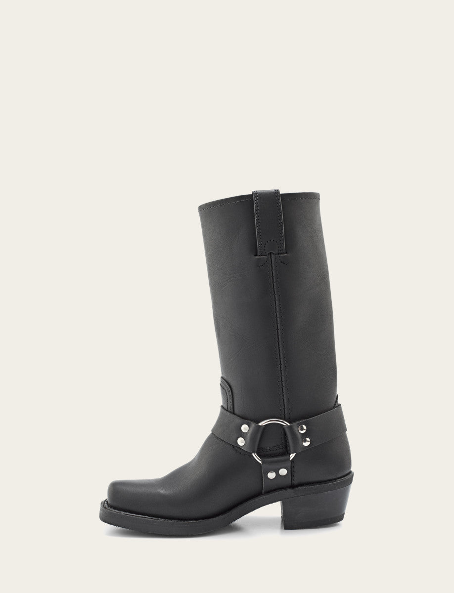Frye Classic | Women's Black Harness 12R Boots