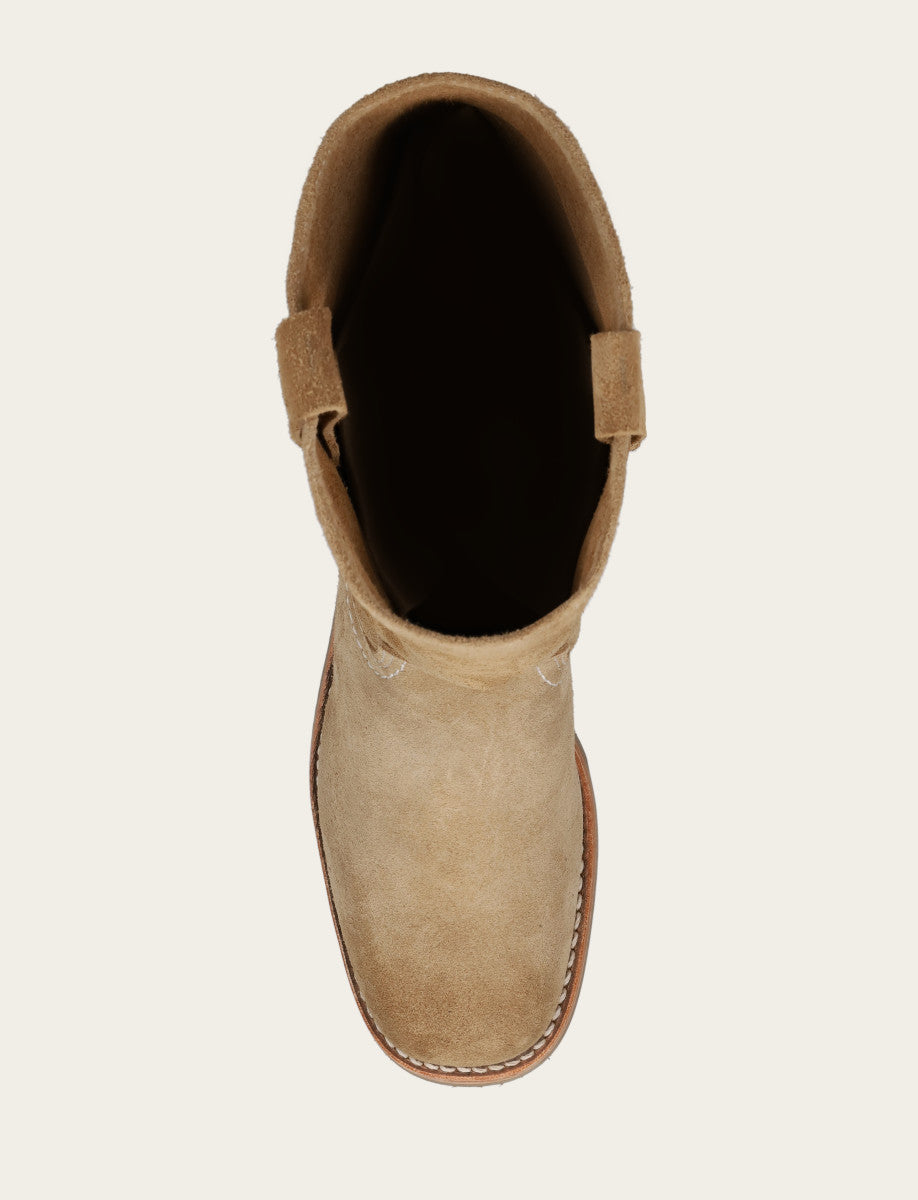 Frye Classic | Women's Tan Buck Campus 12R Boots