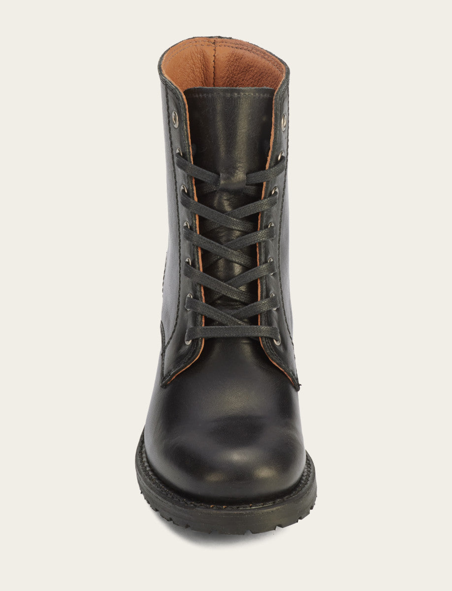 Frye Signature | Women's Black Sabrina 6G Lace Up Boots
