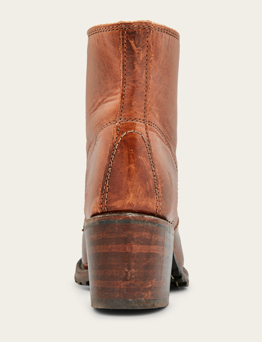 Frye Essential | Women's Cognac Sabrina 6G Lace Up Boots