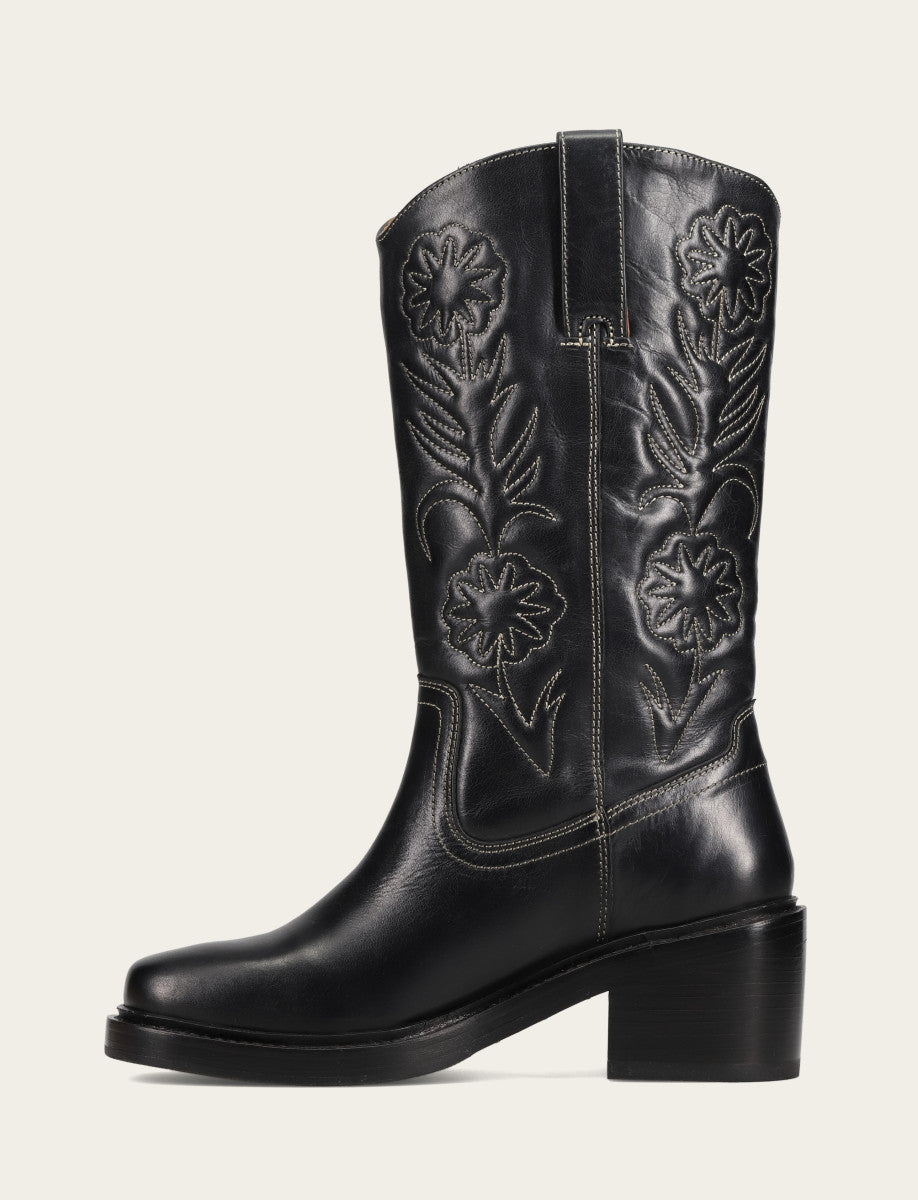 Frye Deals | Women's Black Kate Deco Stitch Boot