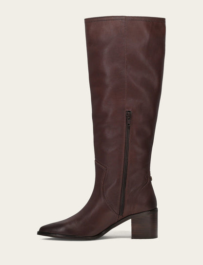 Frye Great Value | Women's Cocoa Sadie Softy Tall Wide Calf Boot