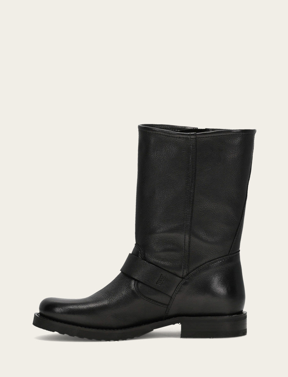 Frye Latest | Veronica Flex Short