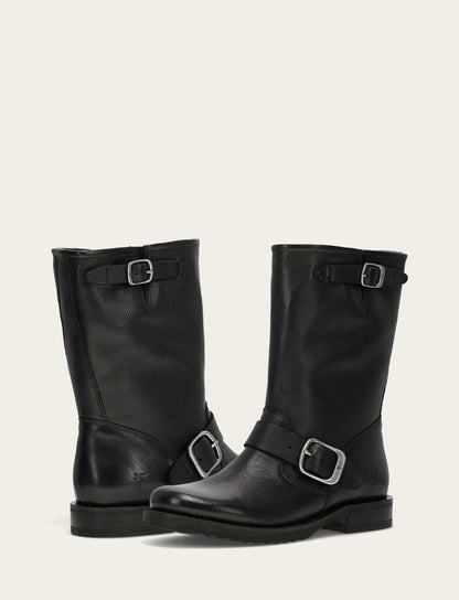Frye Latest | Veronica Flex Short