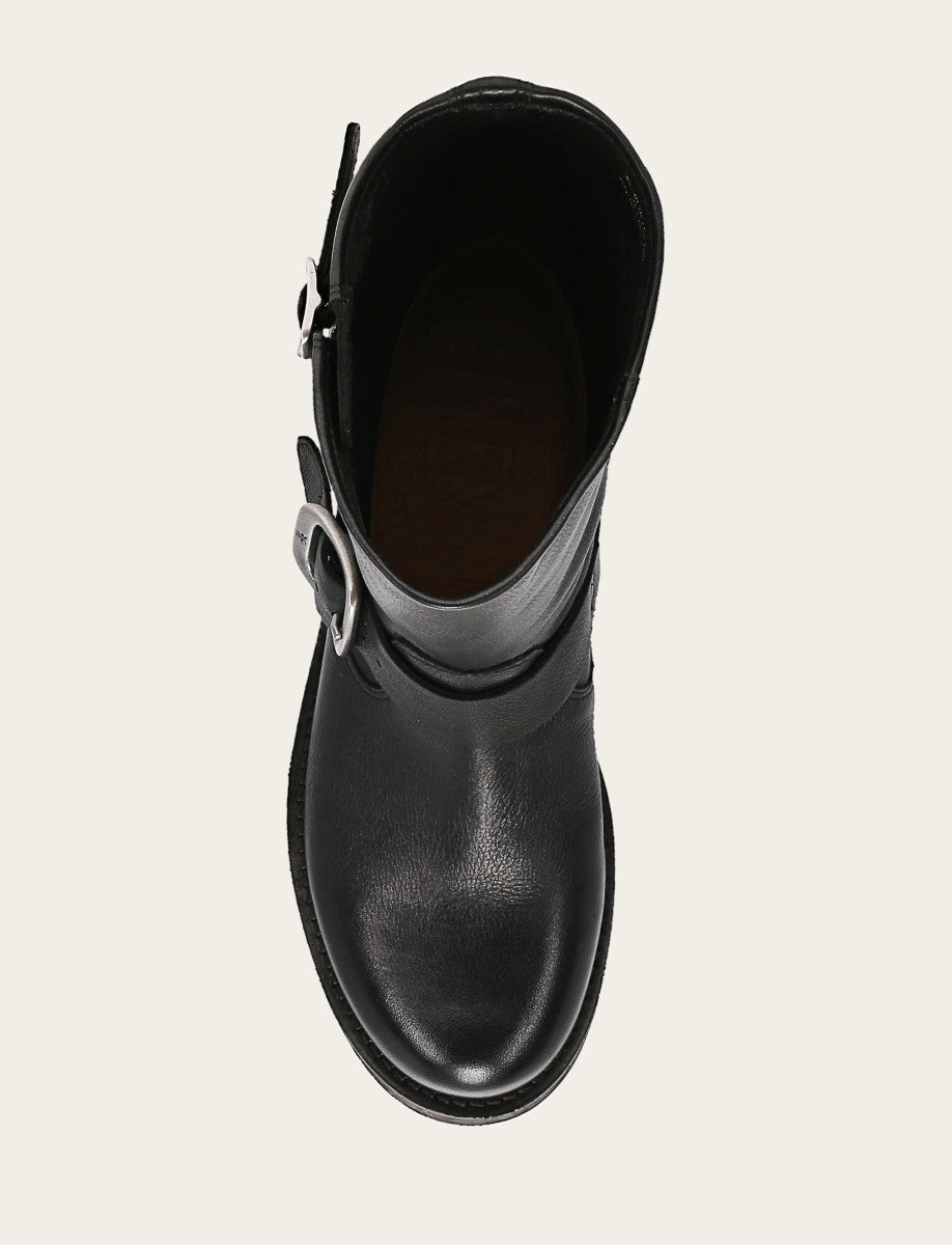 Frye Latest | Veronica Flex Short