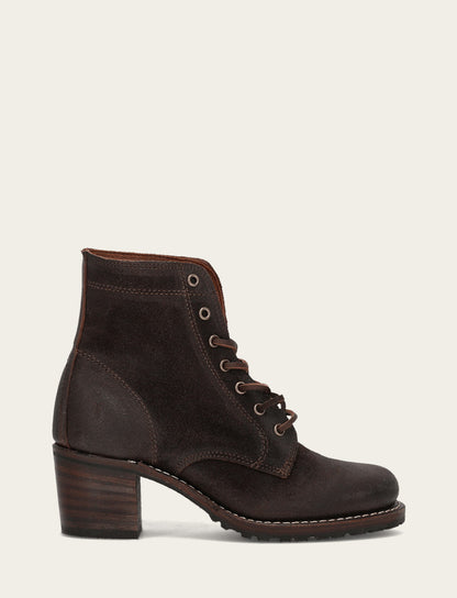 Frye Great Value | Women's Dark Brown Sabrina 6G Lace Up Boots