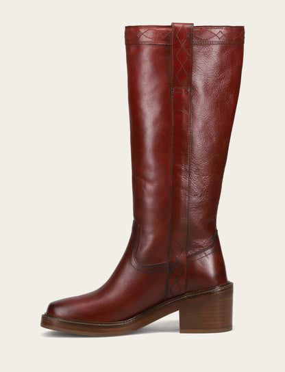 Frye Latest | Women's Merlot Kate Pull On Wide Calf Boot