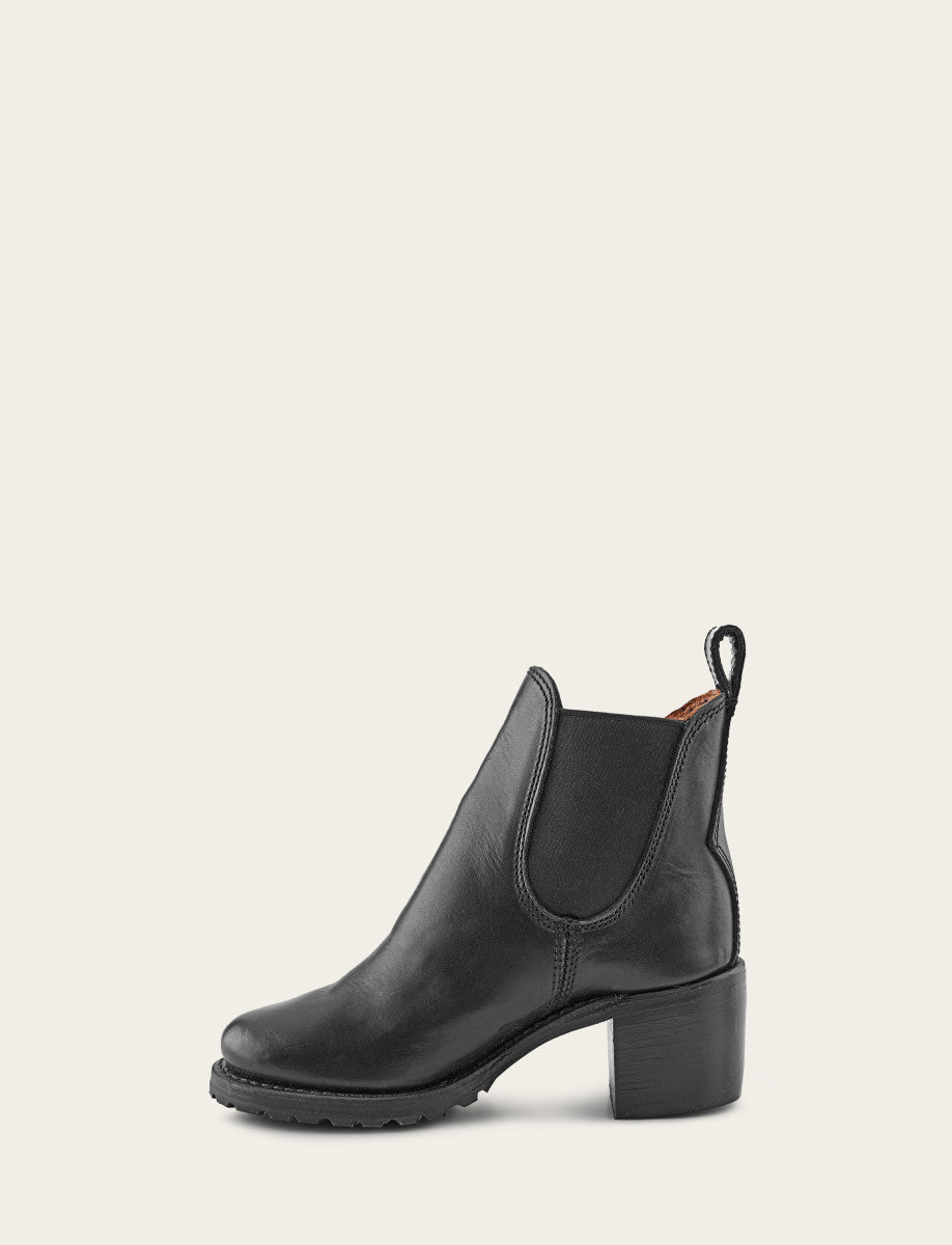 Frye Sale | Women's Black Sabrina Chelsea Boots