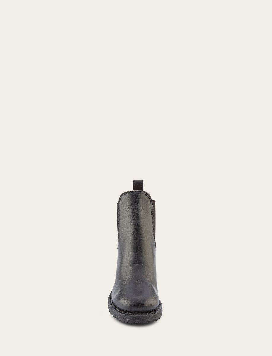 Frye Sale | Women's Black Sabrina Chelsea Boots