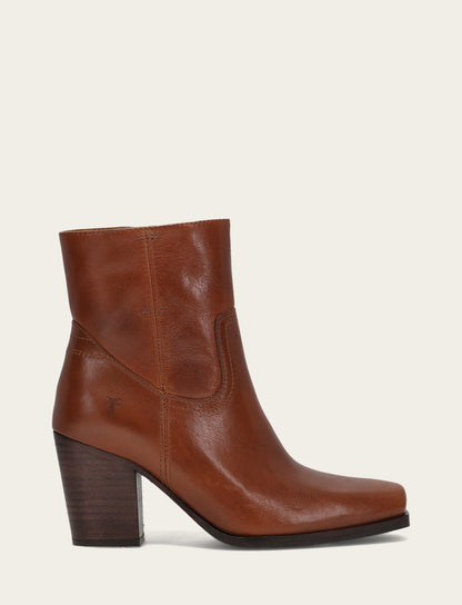 Frye Great Value | Women's Cinnamon Shiloh Zip Booties