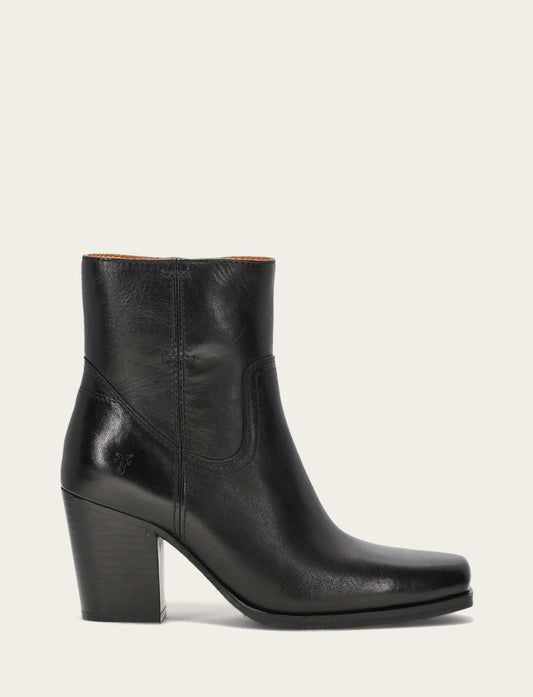Frye Recommended | Women's Black Shiloh Zip Booties