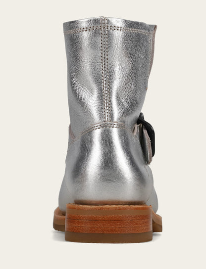 Frye Smart Buy | Women's Silver Veronica Flex Booties
