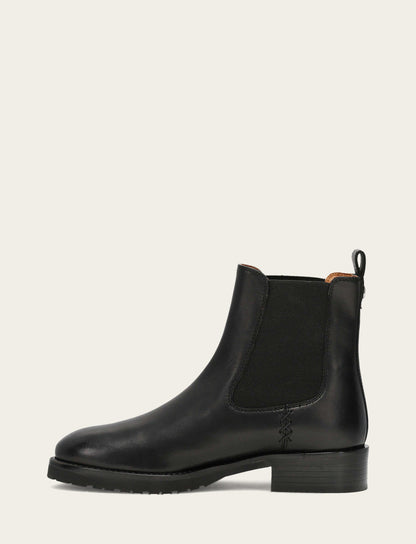 Frye Quality | Women's Black Melissa Lug Chelsea Boot