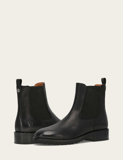 Frye Quality | Women's Black Melissa Lug Chelsea Boot