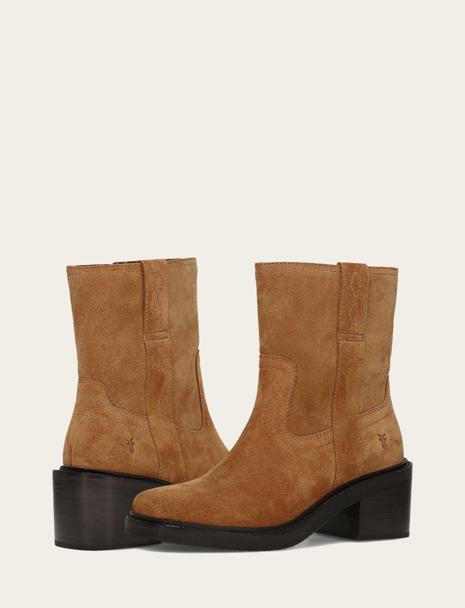 Frye Featured | Women's Toffee Kate Short Inside Zip Boot