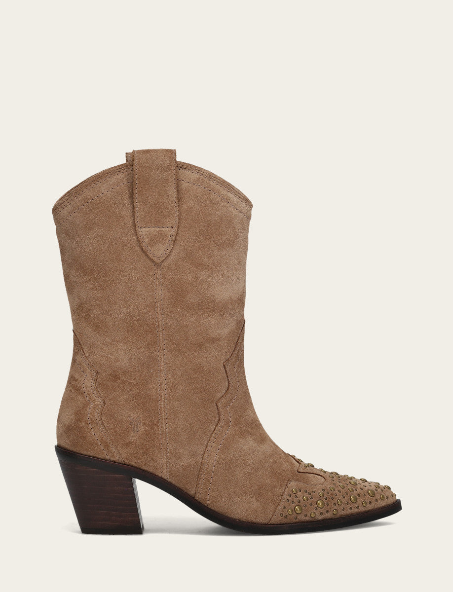 Frye Latest | Women's Almond Sara Wingtip Stud Boot