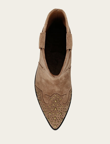 Frye Latest | Women's Almond Sara Wingtip Stud Boot