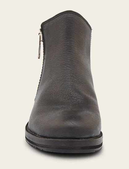 Frye Value | Women's Black Madison Moto Shooties