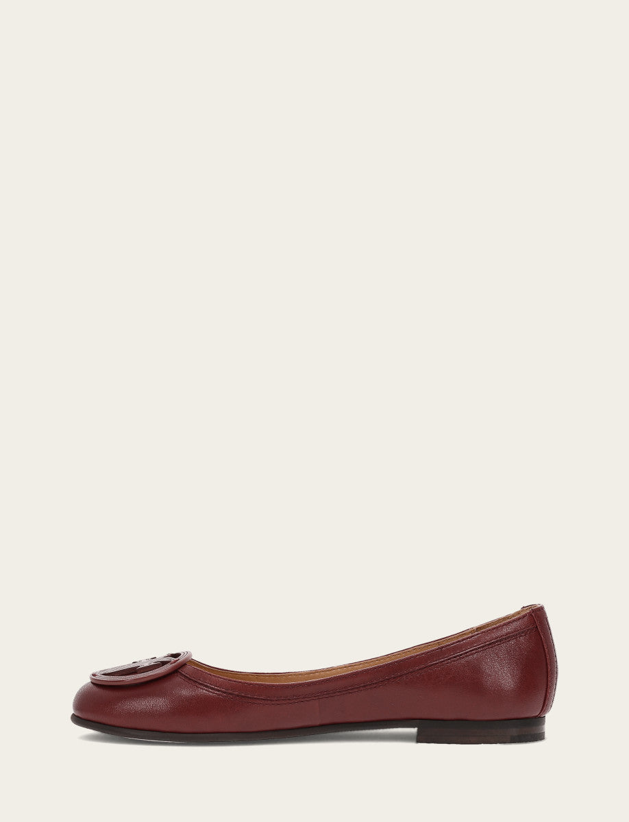 Frye Sale | Women's Cranberry Carson Logo Ballet Shoe
