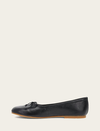 Frye Essential | Women's Black Emma Ballet Flats