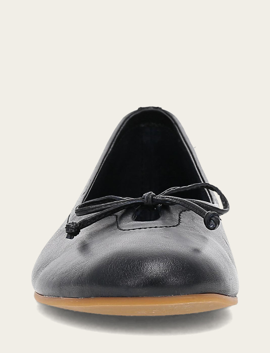Frye Essential | Women's Black Emma Ballet Flats