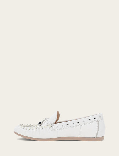 Frye Essential | Women's White Naya Stud Moc Loafers
