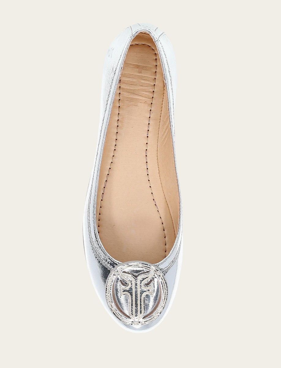 Frye Exclusive | Women's Silver Carson Logo Ballet Flats