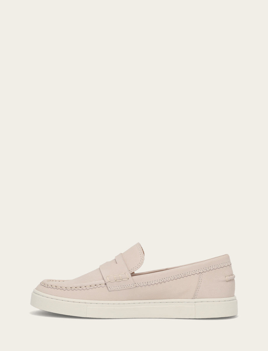 Frye Classic | Women's Ivory Ivy Loafer Loafers