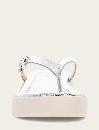 Frye Essential | Women's Silver Maya Buckle Thong Sandals