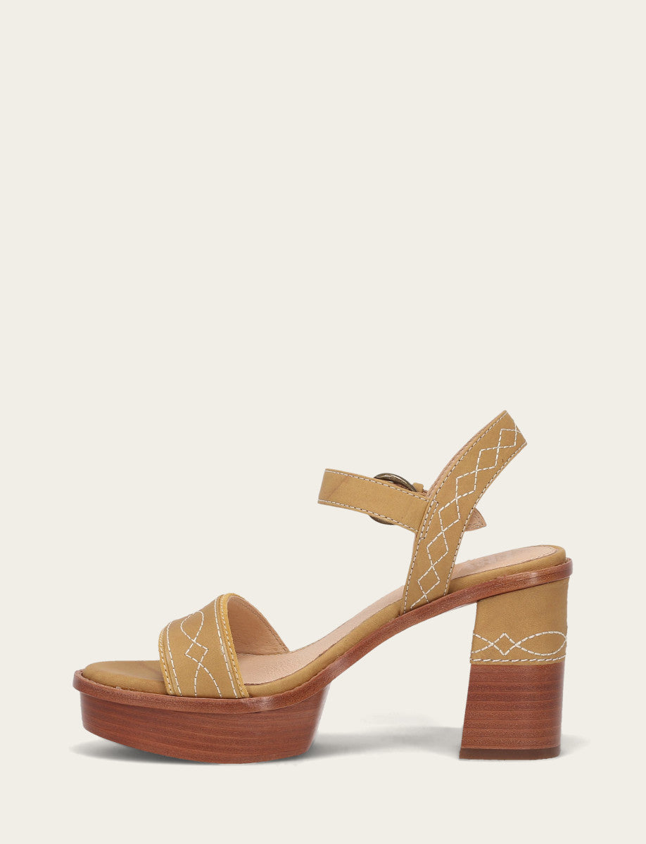 Frye Popular | Women’s Banana Pipa Woodstock Sandals