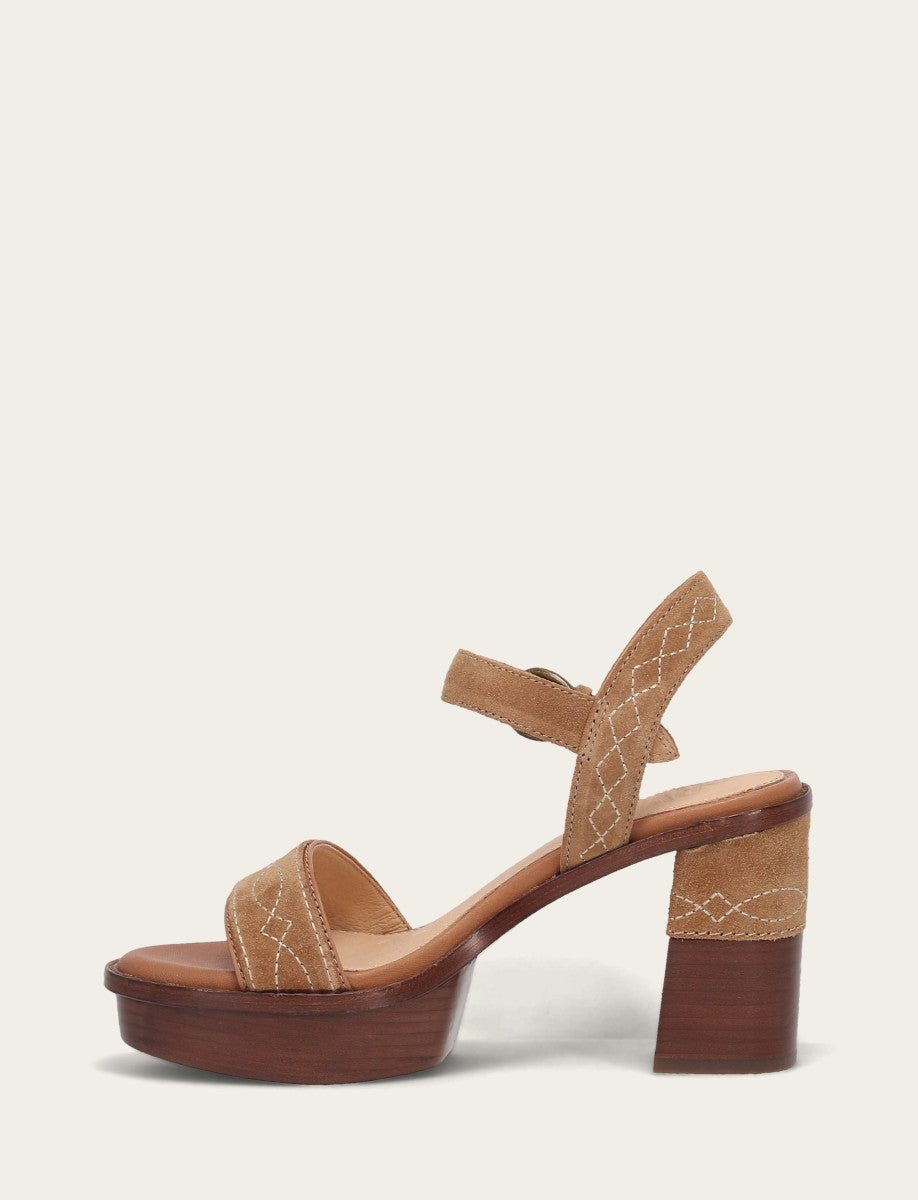 Frye Great Value | Women’s Almond Pipa Woodstock Sandals