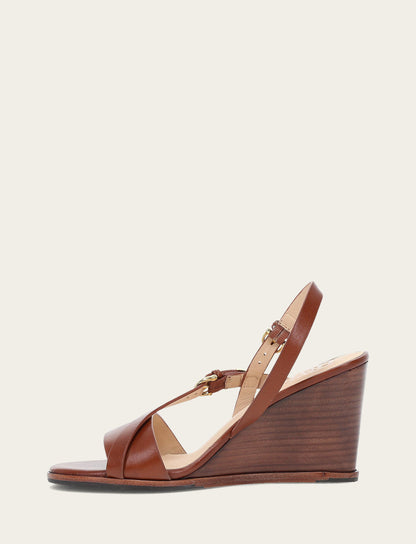 Frye Essential | Women's Cinnamon Rachel Buckle Sandals