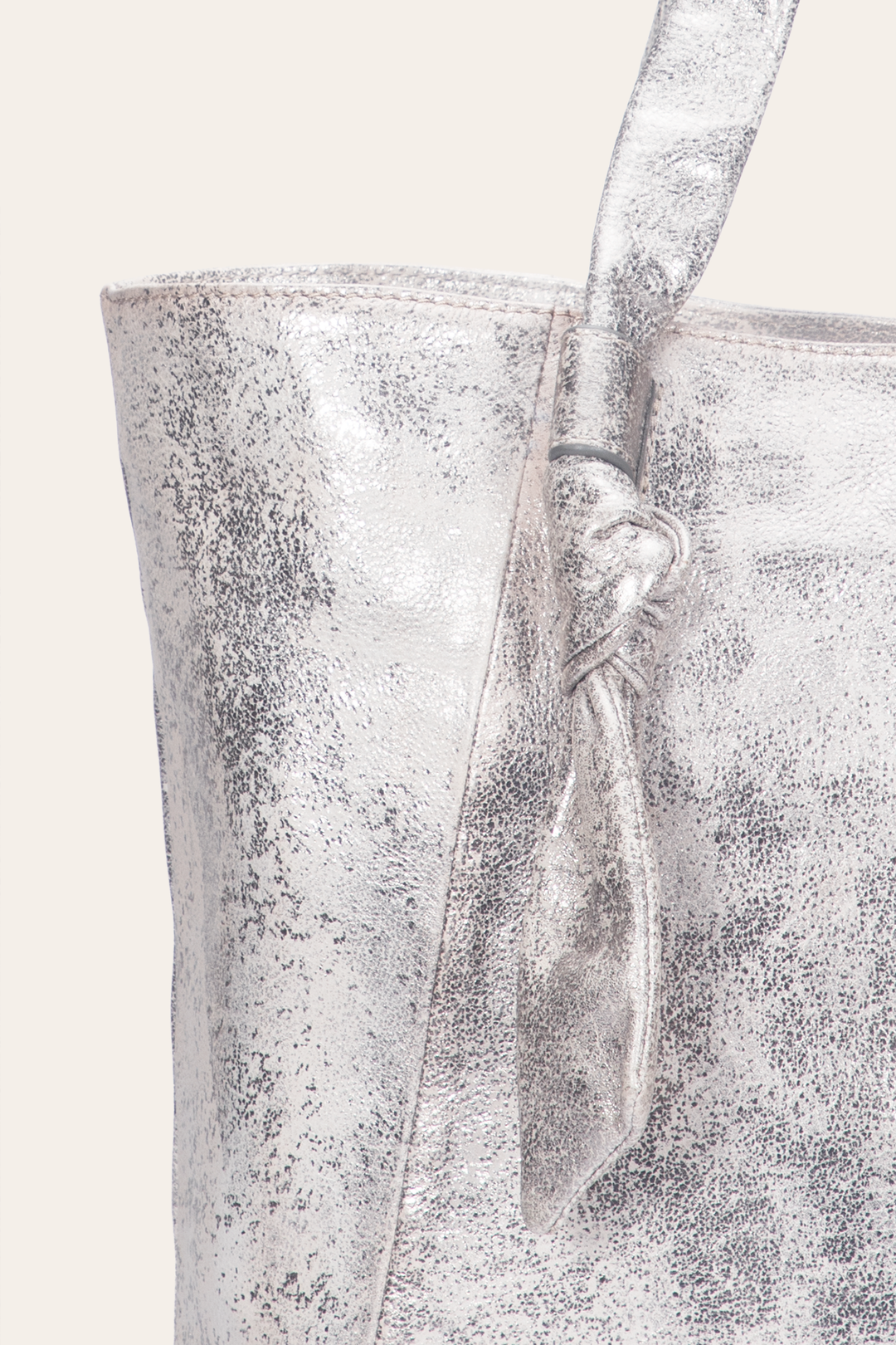 Frye Latest | Women's Nora Knotted Tote Bag