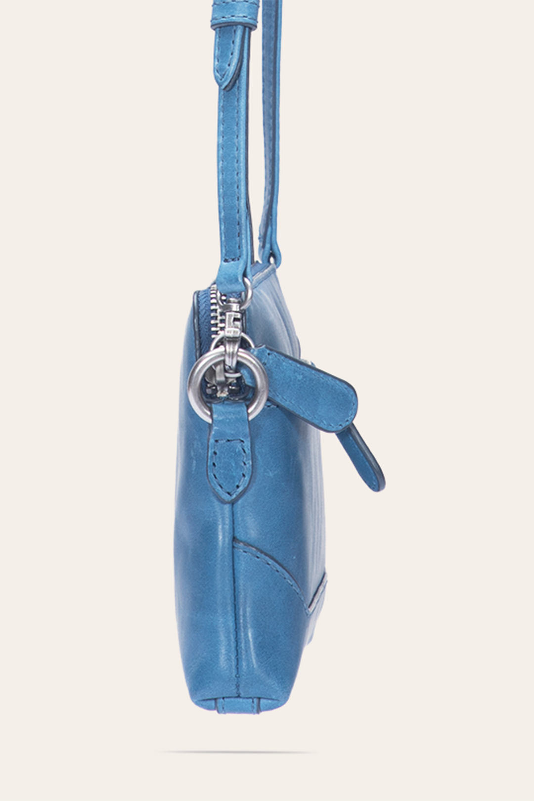 Frye Value | Women's Melissa Wristlet Crossbody Bag