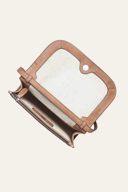 Frye Trusted | Sara Beige Wallet Crossbody