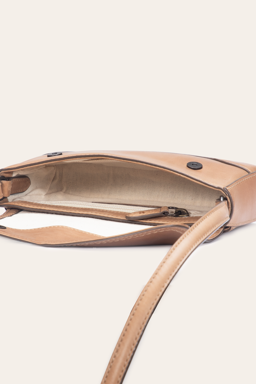 Frye Popular | Beige Melissa Convertible Mini Flap