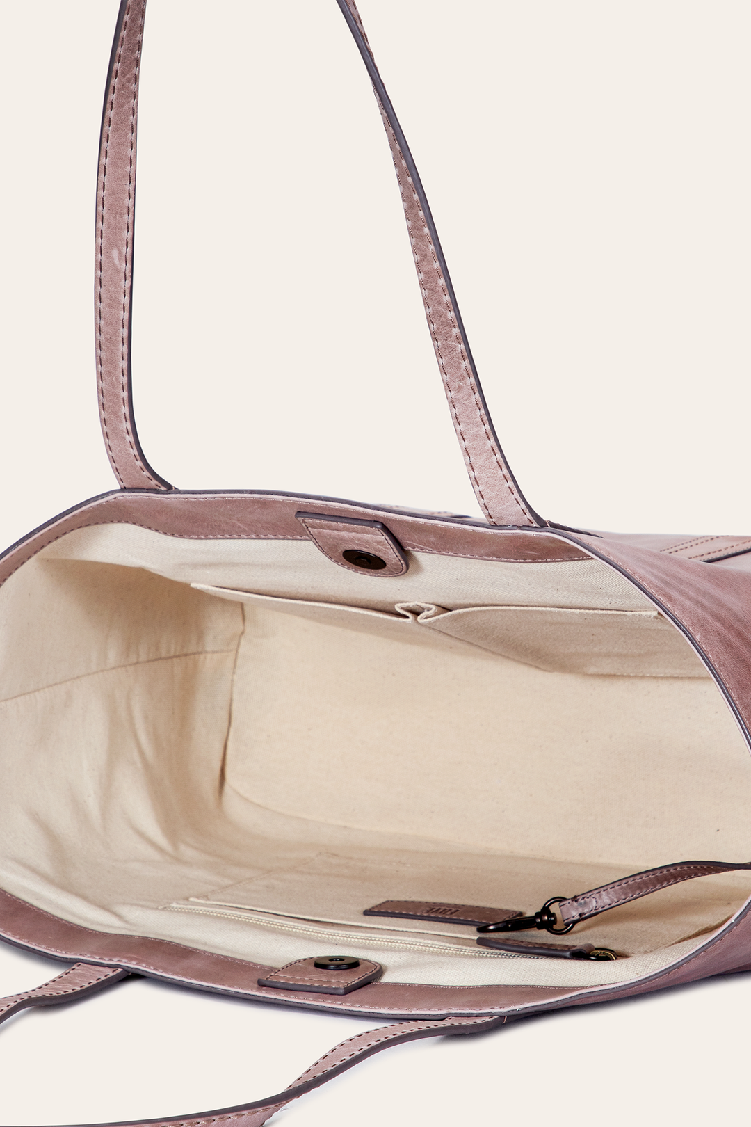 Frye Discount | Melissa Mushroom Shopper