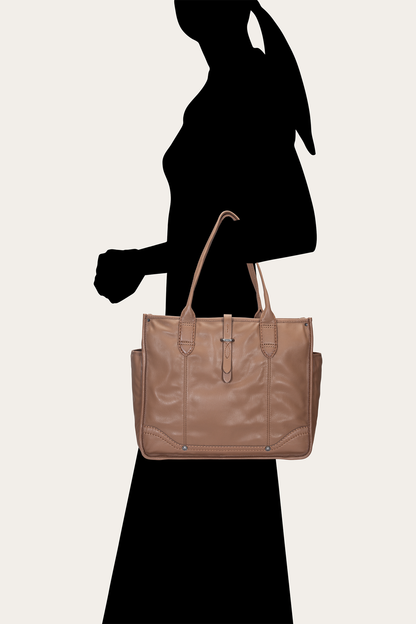 Frye Signature | Women's Campus Tote Bag (Beige)