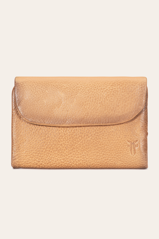 Frye Recommended | Nora Beige Small Wallet