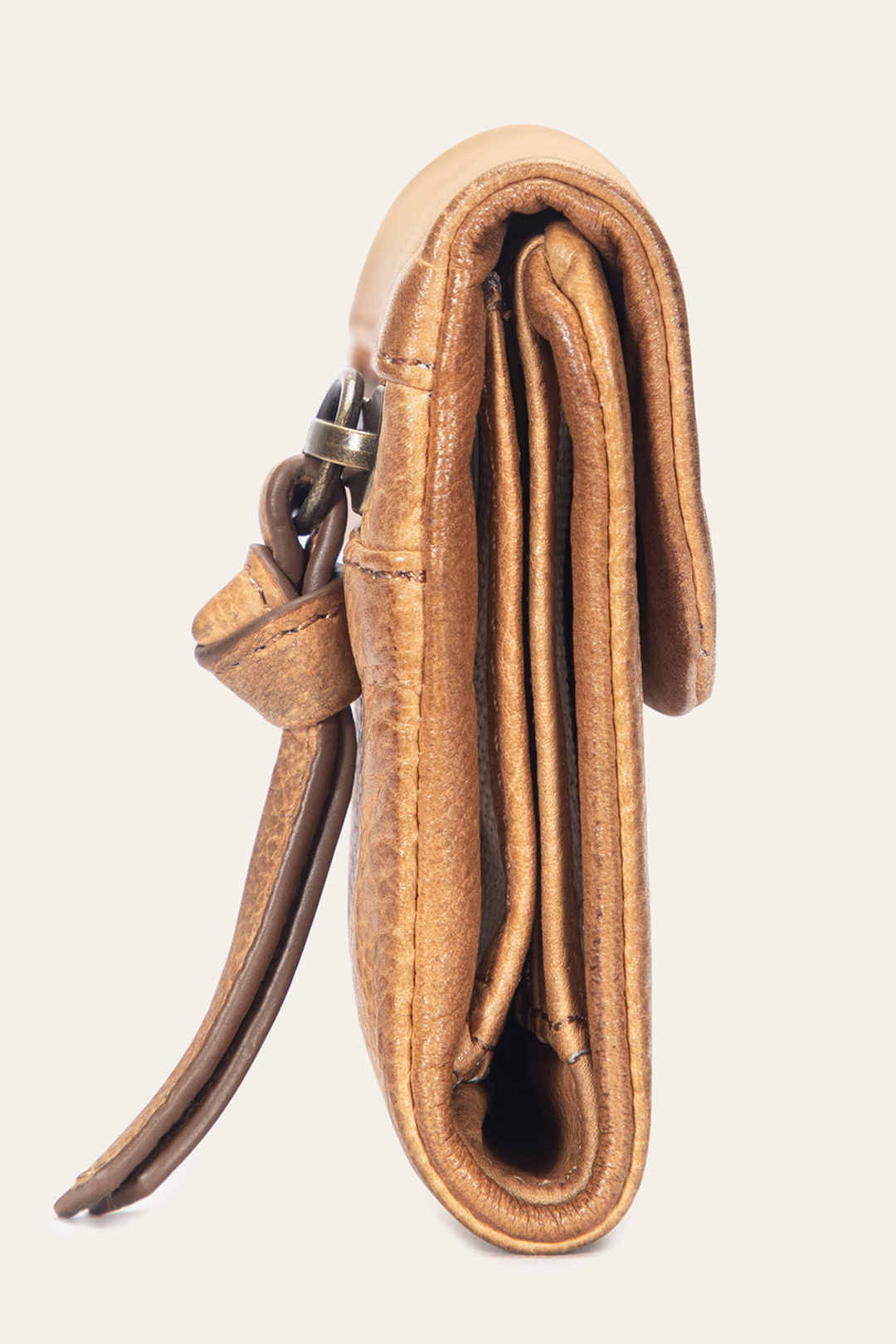 Frye Recommended | Nora Beige Small Wallet