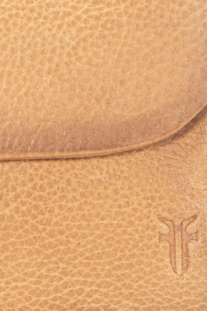 Frye Recommended | Nora Beige Small Wallet
