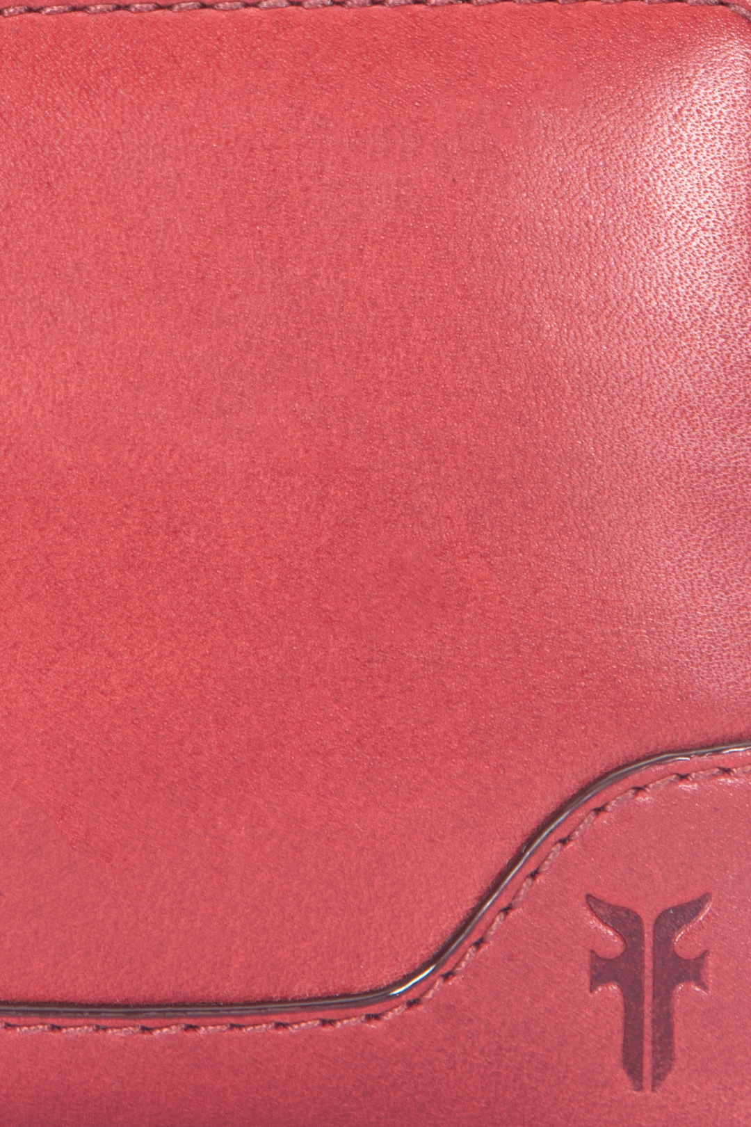Frye Essential | Melissa Burgundy Small Zip Around