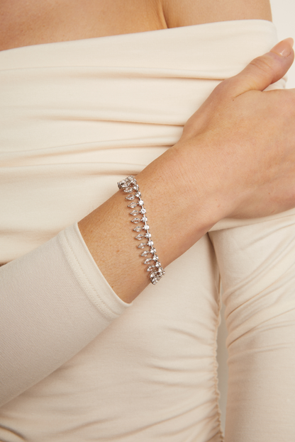 Frye Recommended | Women’s Marquise Fringe Bracelet | Aurate x The Frye Company