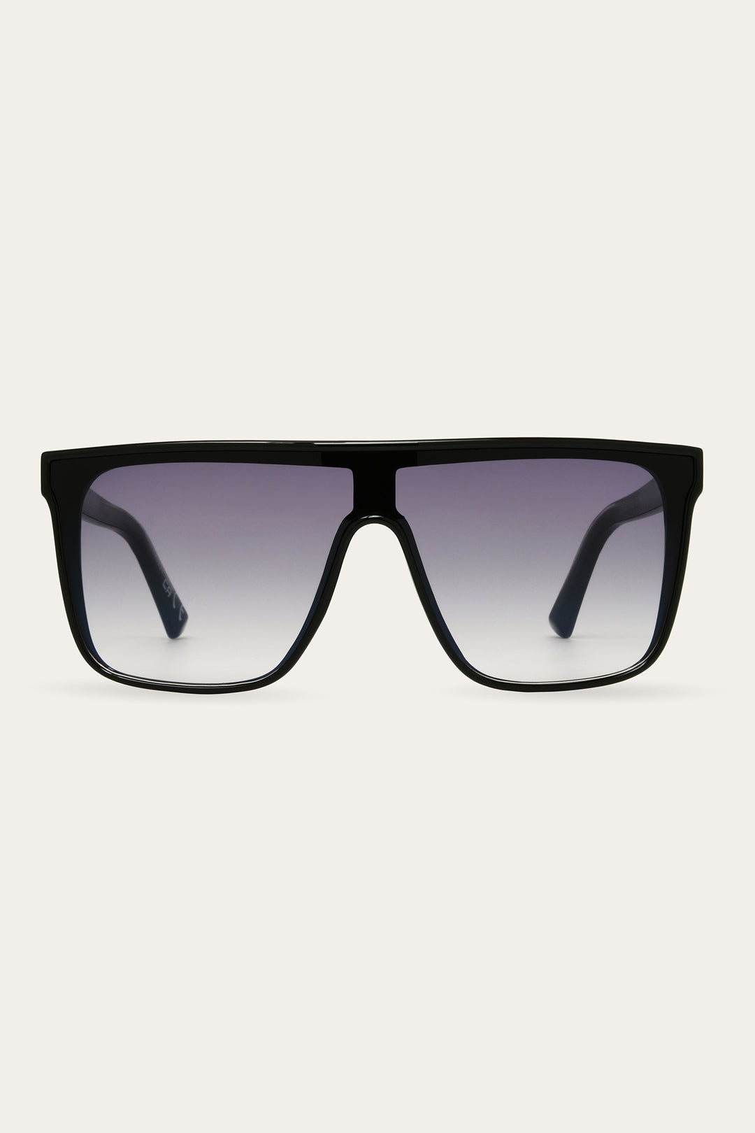 Frye Essential | Ruby Black Sunglasses