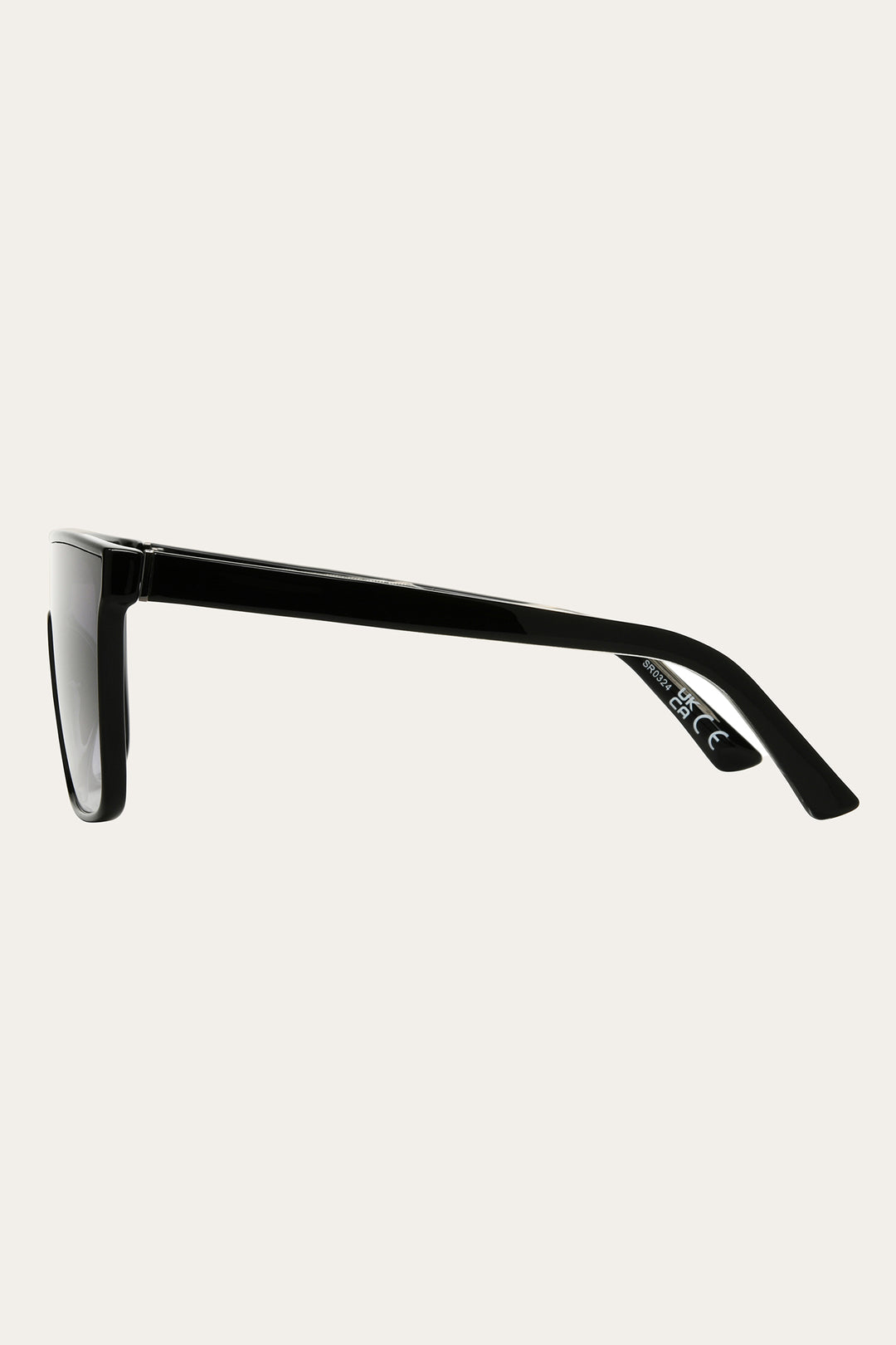 Frye Essential | Ruby Black Sunglasses