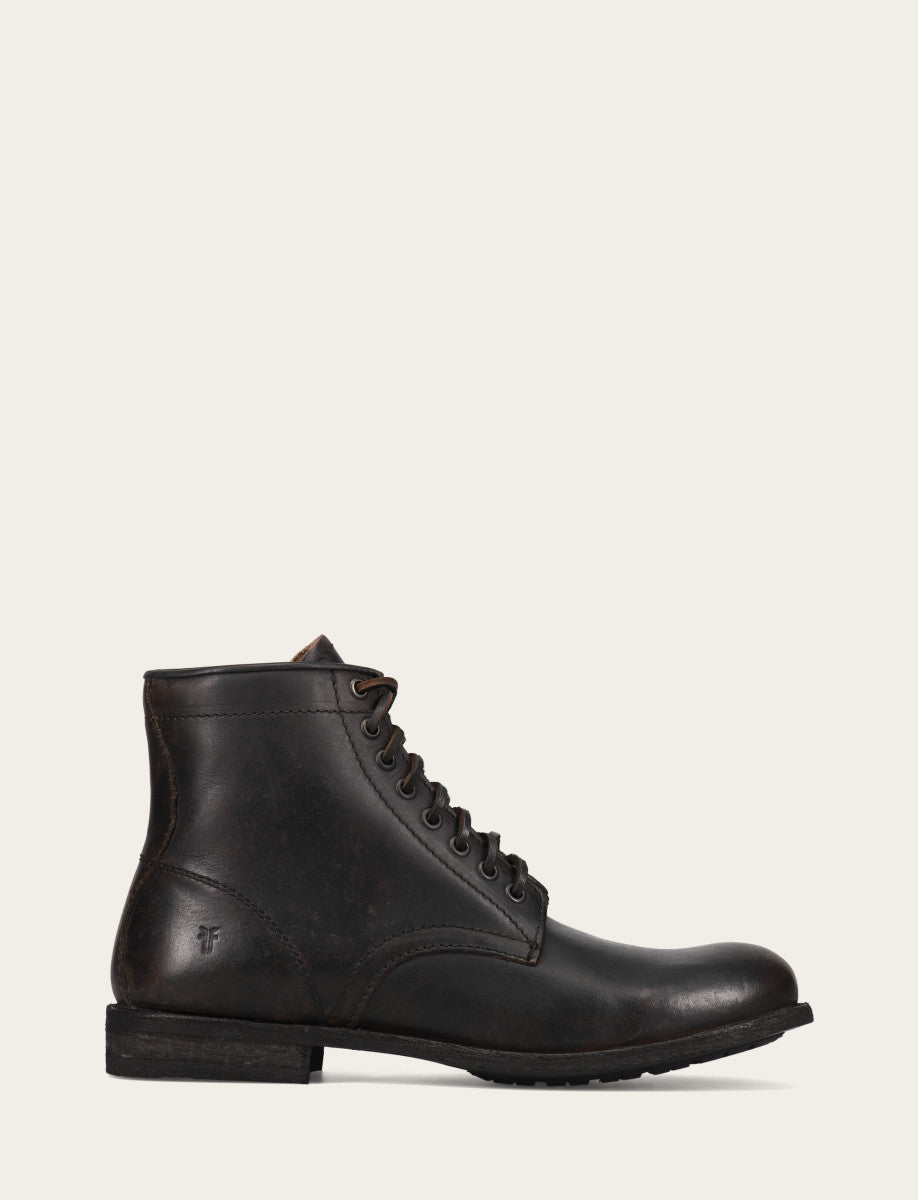 Frye Featured | Men's Antiqued Black Tyler Flex Lace Up Boots