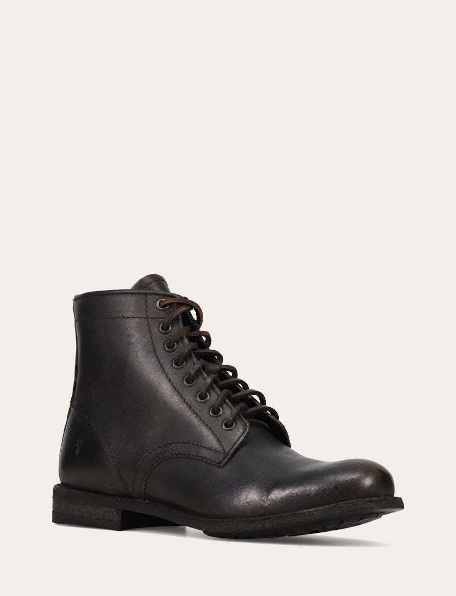 Frye Featured | Men's Antiqued Black Tyler Flex Lace Up Boots